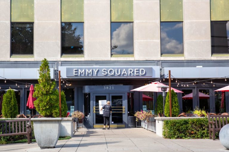 Emmy Squared – Green Hills a fried chicken sandwich in Nashville, Tennessee