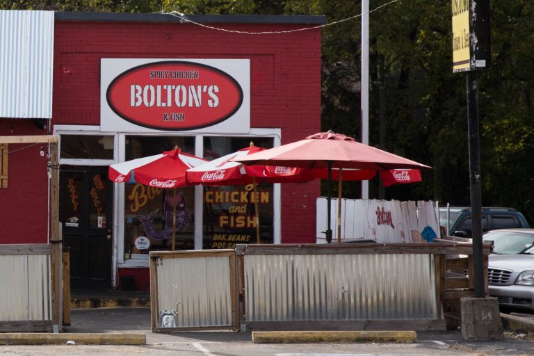 Bolton's Spicy Chicken & Fish Nashville, Tennessee